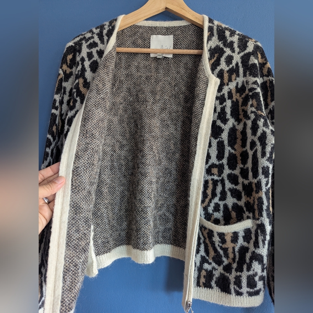 JOIE Medium M Cream Black Leopard Print Wool Mohair Full Zip Sweater Ani…